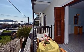 Aris Junior Studios & Apartments